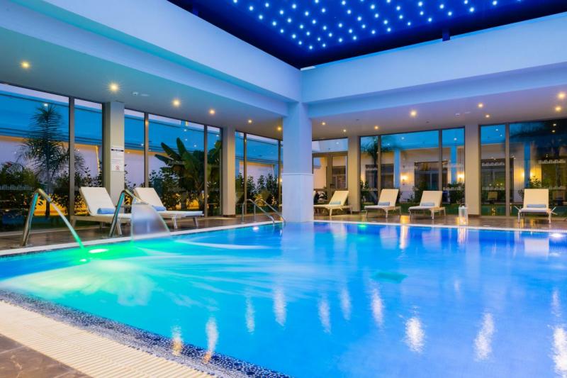 Rodosz Faliraki utazás Apollo Blue