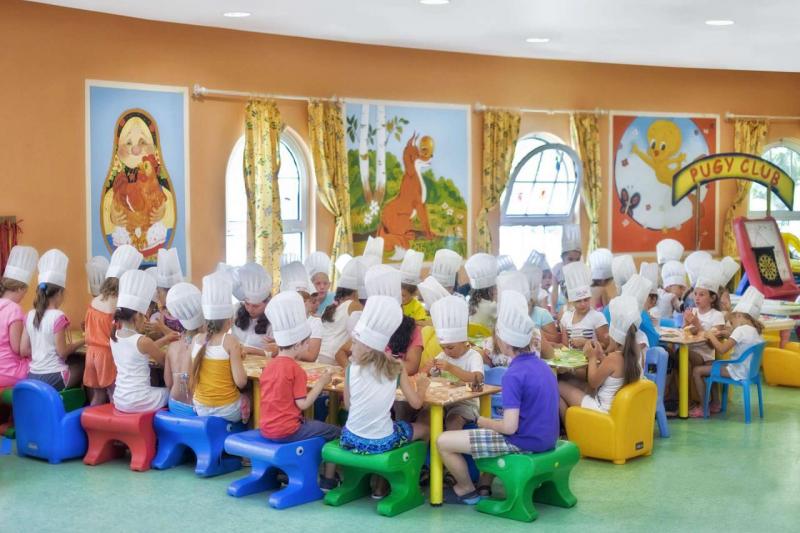 Antalya utazás Asteria Kremlin Palace