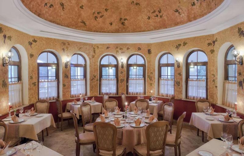 Antalya utazás Asteria Kremlin Palace