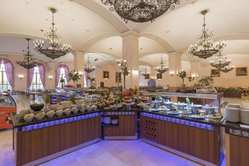 Antalya utazás Asteria Kremlin Palace