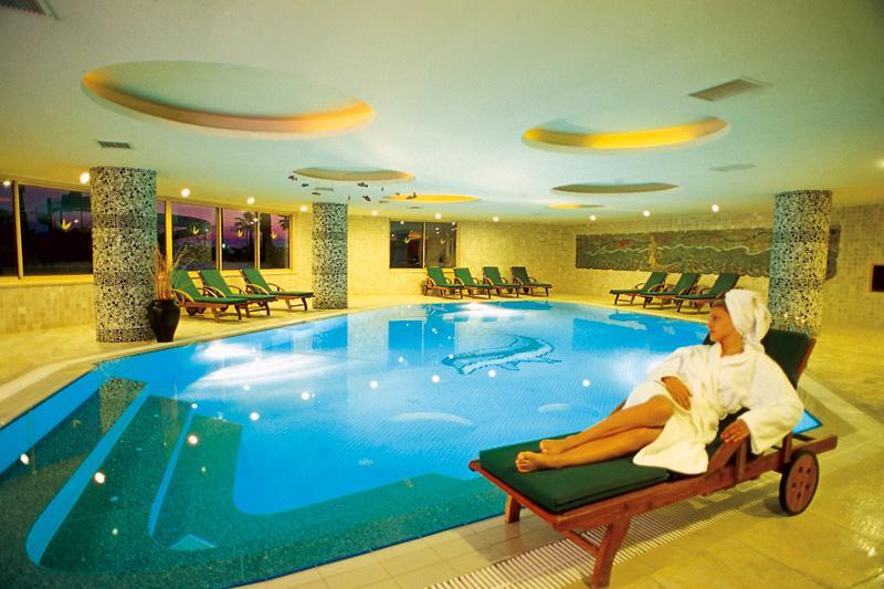 Belek utazás Aydinbey Famous Resort Hotel