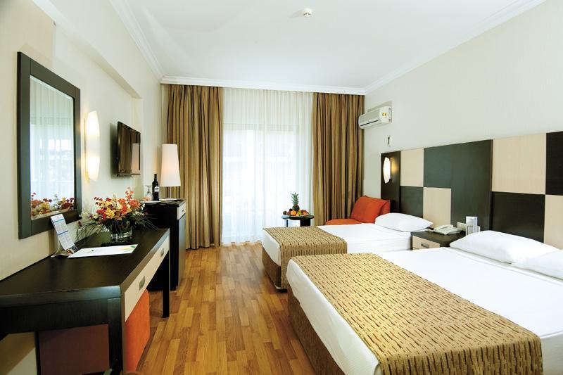 Belek utazás Aydinbey Famous Resort Hotel