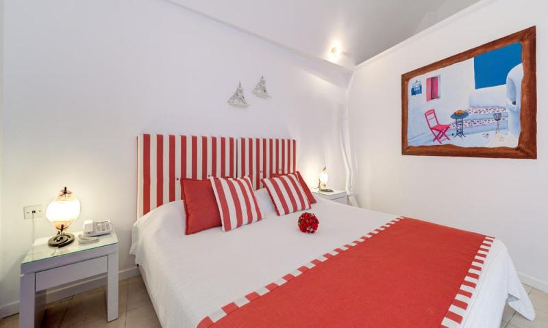 Szantorini Fira utazás Dream Island Hotel