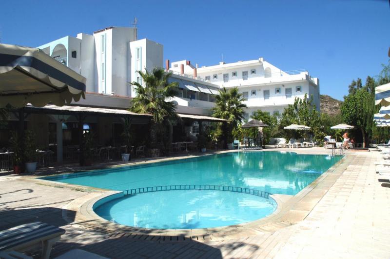 Rodosz Faliraki utazás Hotel Faliraki Bay