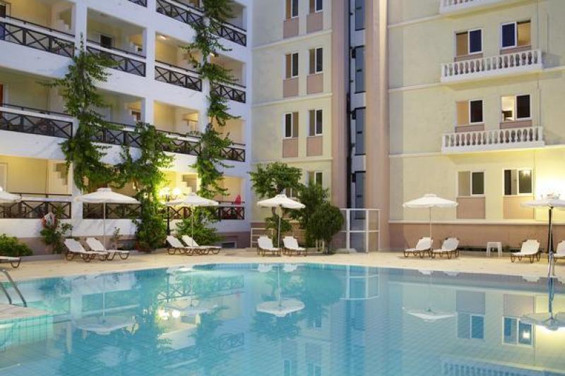 Kréta Hersonissos utazás Hersonissos Palace