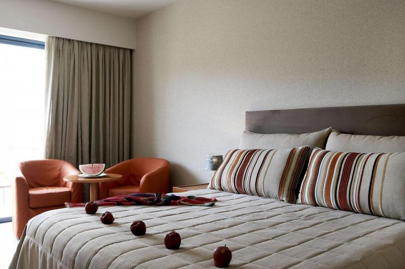 Rodosz Ialyssos utazás Ixian Grand