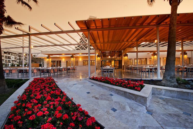 Antalya utazás Lara Barut Collection