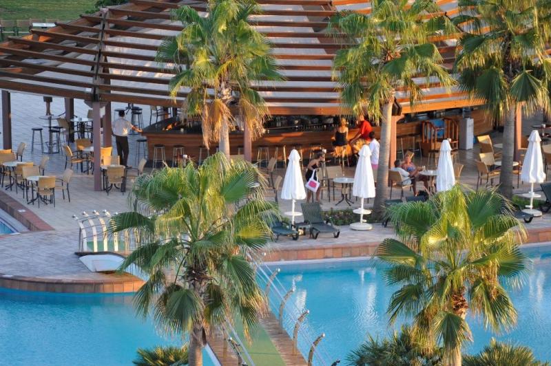 Antalya utazás Lara Barut Collection