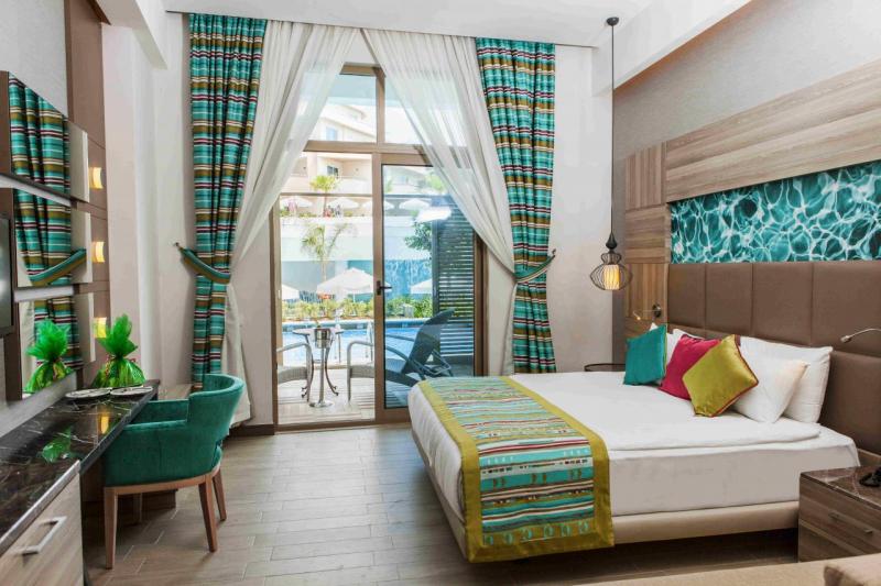 Alanya utazás Long Beach Harmony Resort & Spa