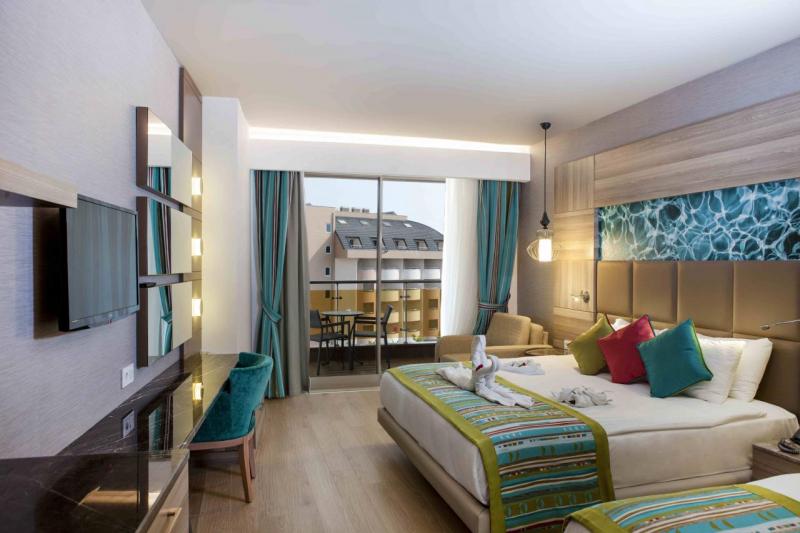 Alanya utazás Long Beach Harmony Resort & Spa