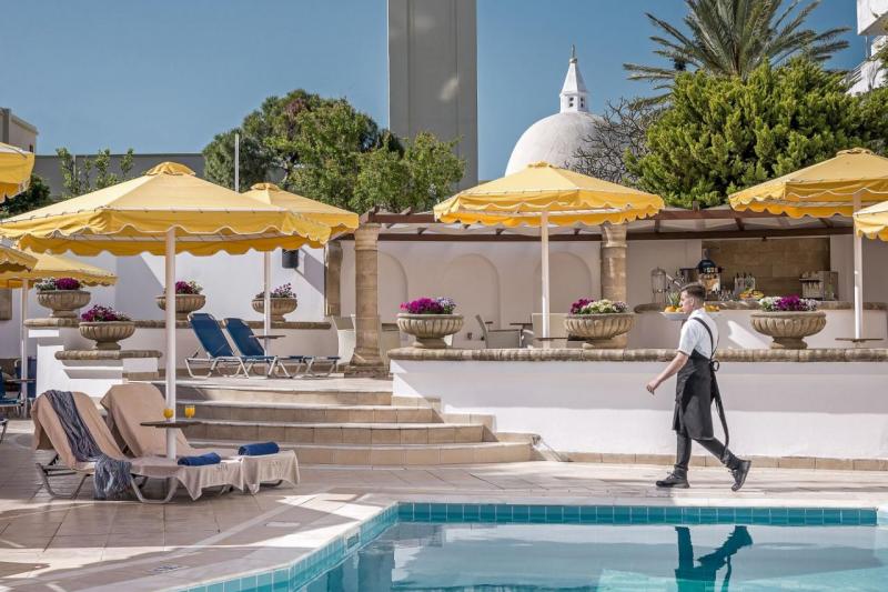 Rodosz Rhodes utazás Mitsis Petit Palais