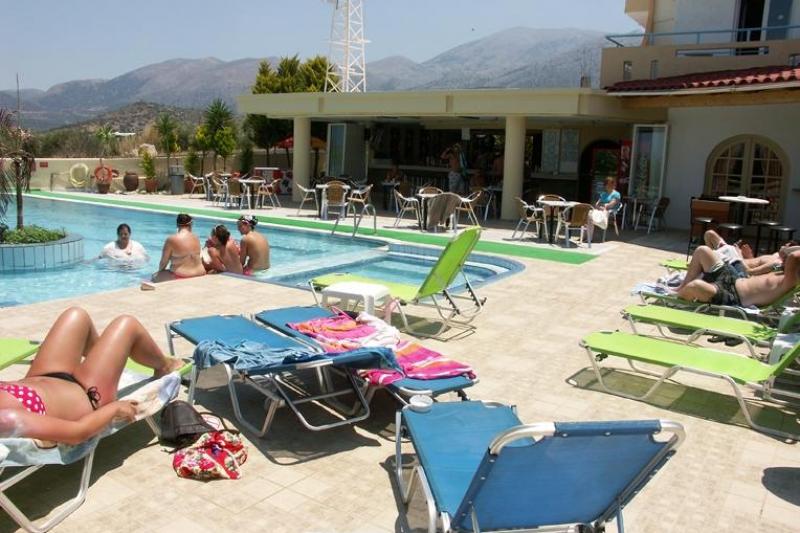 Kréta Malia utazás Nikos Hotel