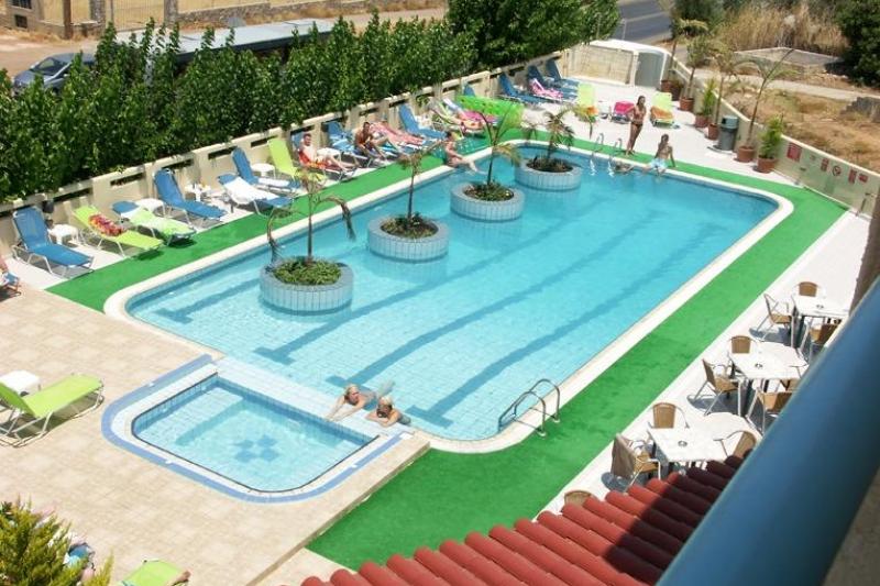 Kréta Malia utazás Nikos Hotel