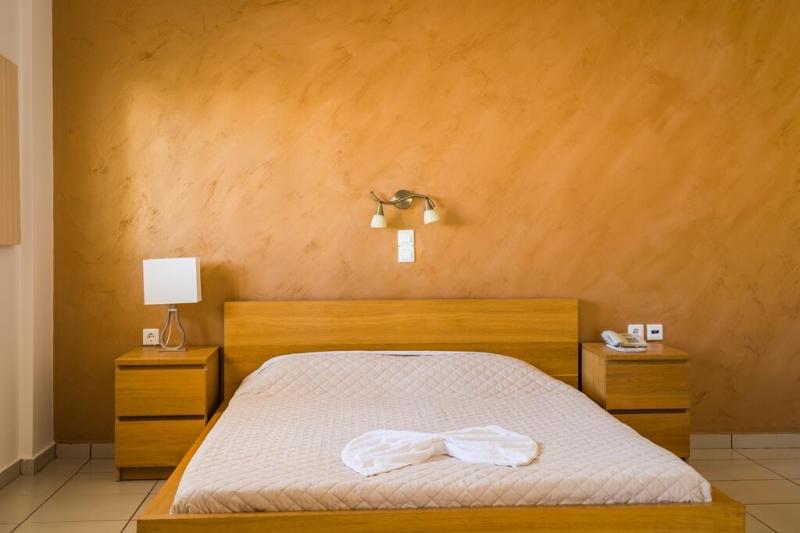 Szantorini Perissautazás Rena Hotel