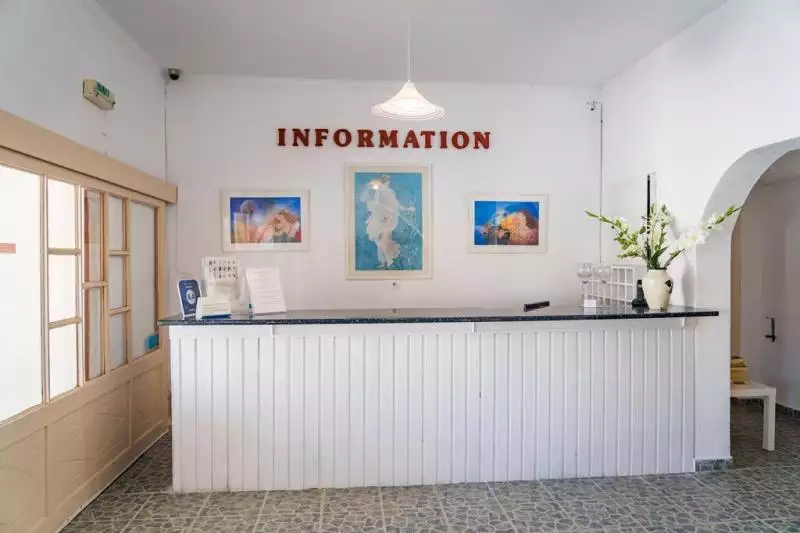 Szantorini Perissautazás Rena Hotel