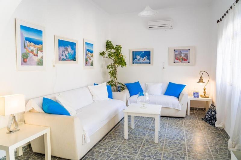 Szantorini Perissautazás Rena Hotel