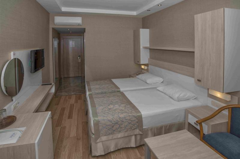 Alanya utazás Riviera Hotel & Spa