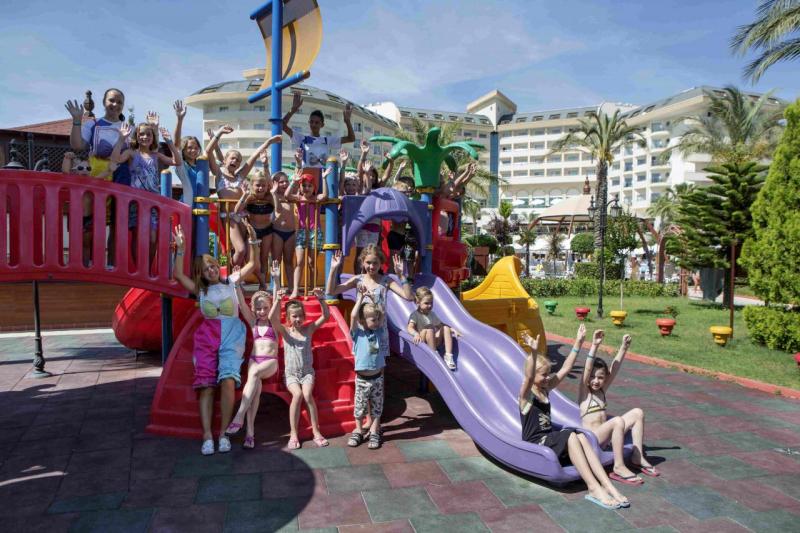 Alanya utazás Saphir Resort & Spa Hotel