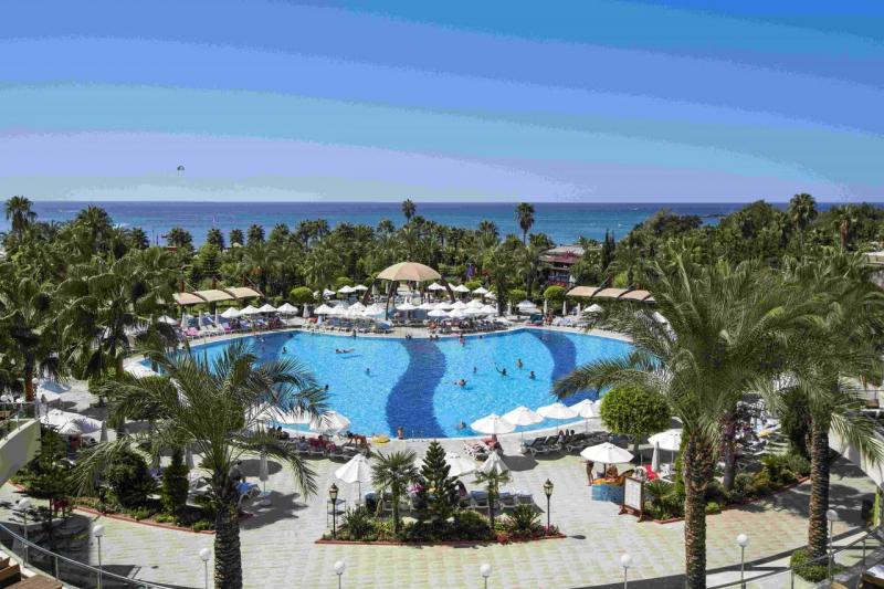 Alanya utazás Saphir Resort & Spa Hotel