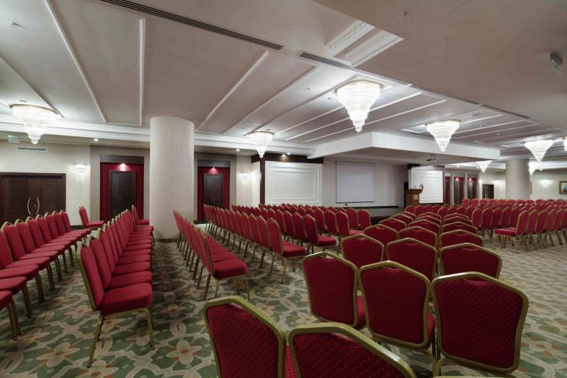 Alanya utazás Saphir Resort & Spa Hotel