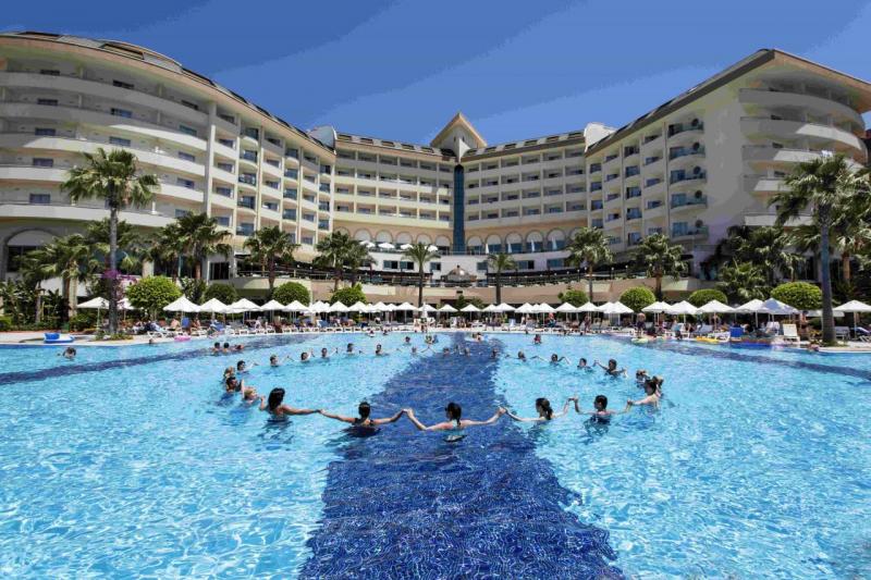 Alanya utazás Saphir Resort & Spa Hotel