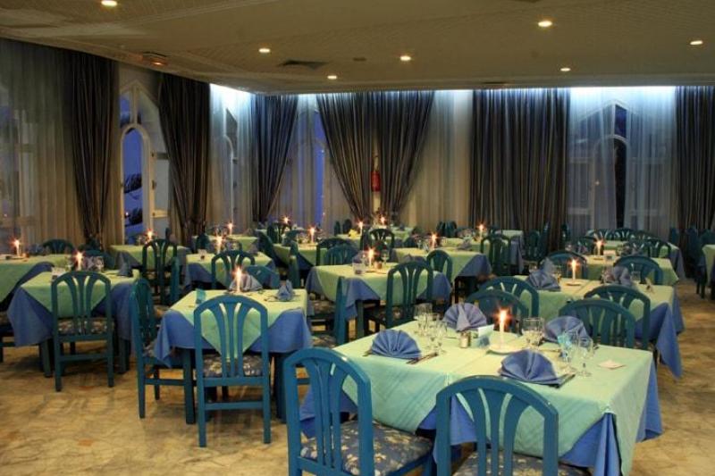 Sousse utazás Marhaba Royal Salem