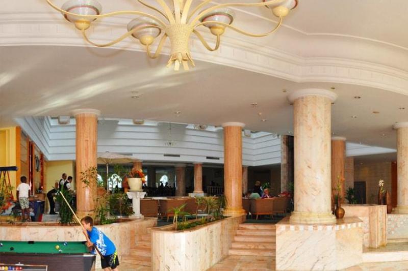 Sousse utazás Marhaba Royal Salem