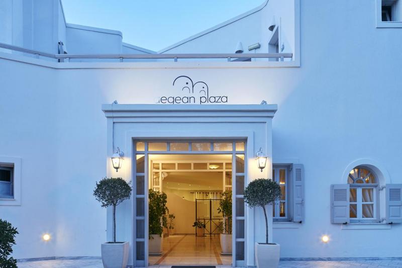 Szantorini Kamari utazás Aegean Plaza