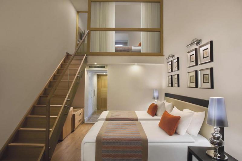 Kemer utazás Akka Alinda