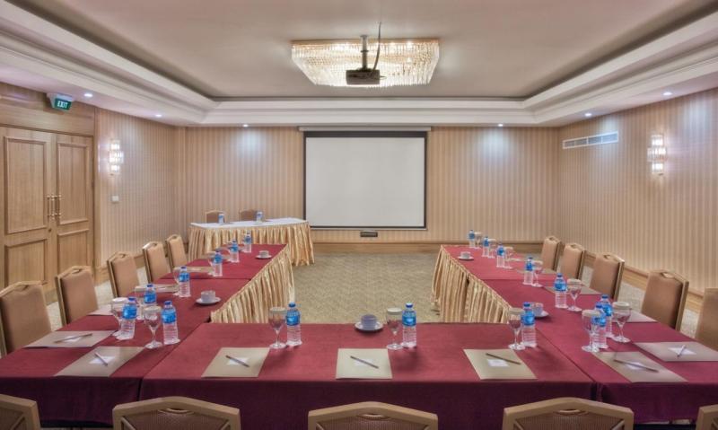 Kemer utazás Akka Alinda