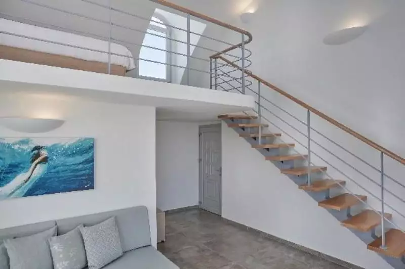 Aliter Suites Szantorini Fira