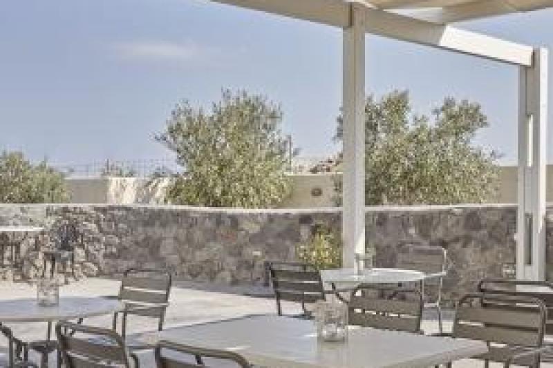 Szantorini Fira utazás Aliter Suites