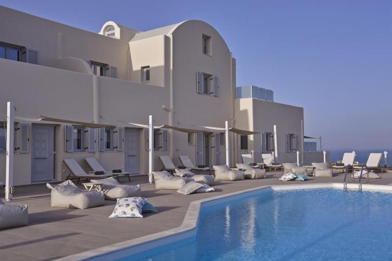 Szantorini Fira utazás Aliter Suites