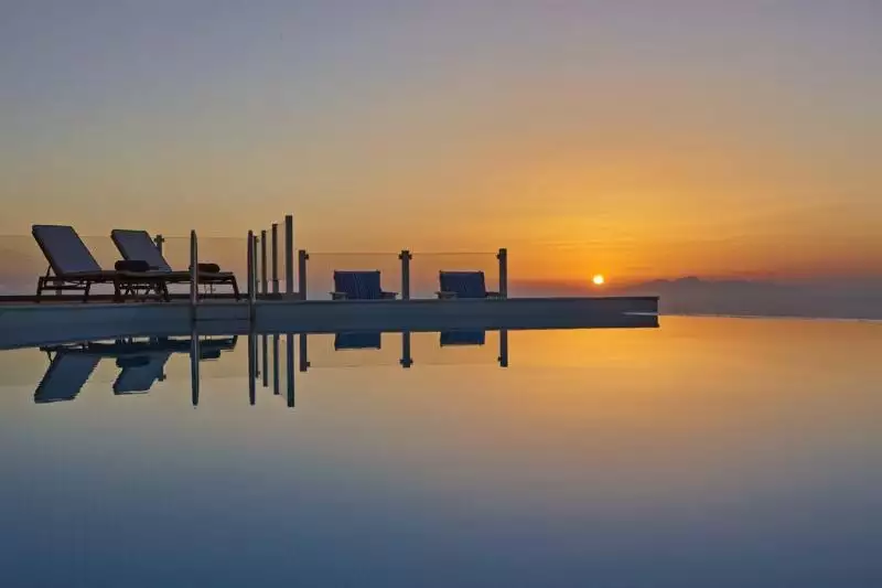 Aliter Suites Szantorini Fira