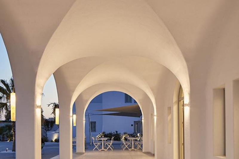 Szantorini Perissa utazás Aqua Blue Hotel