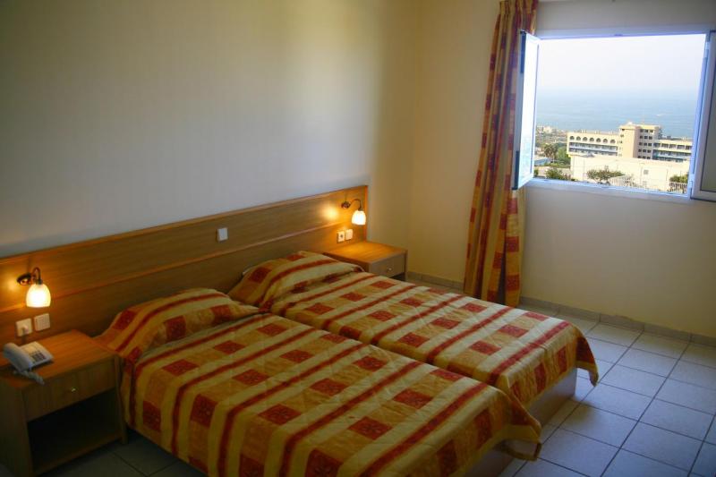 Kréta Hersonissos utazás Aqua Sun Village