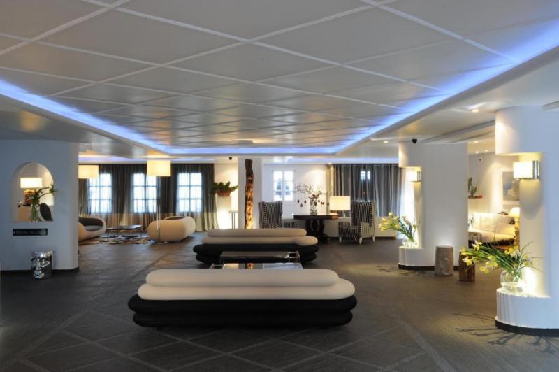 Szantorini Fira utazás Aressana Spa Hotel & Suites