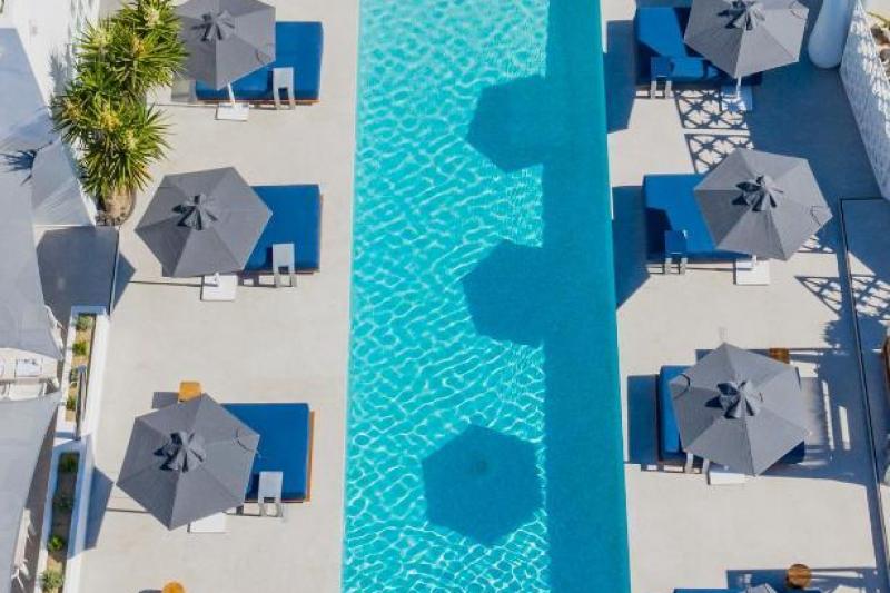 Szantorini Fira utazás Aressana Spa Hotel & Suites