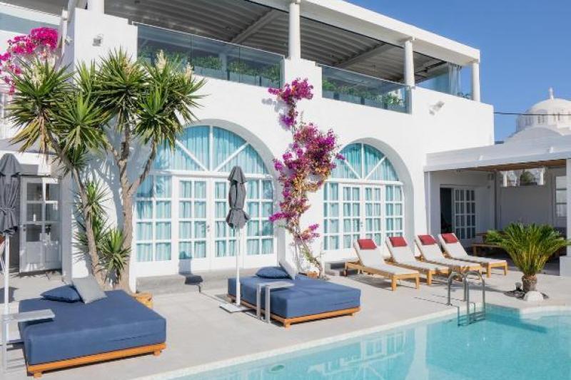 Szantorini Fira utazás Aressana Spa Hotel & Suites