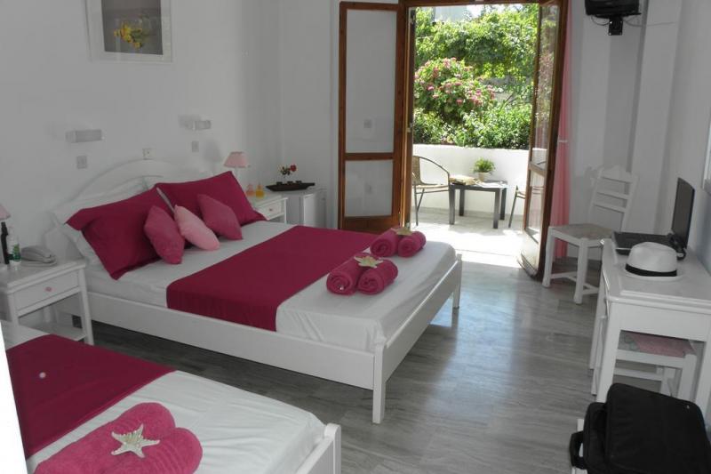 Szantorini Kamari utazás Areti Hotel