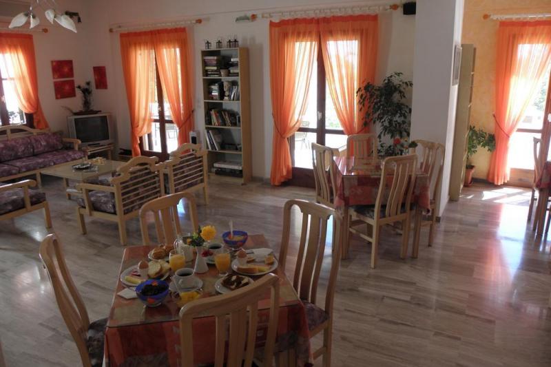 Szantorini Kamari utazás Areti Hotel