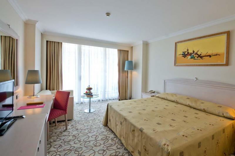 Kemer utazás Barut Collection