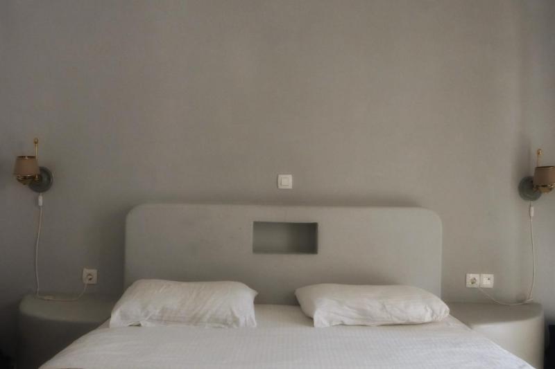 Szantorini Kamari utazás Black Sand Hotel