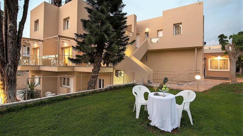 Kréta Malia utazás Blue Sky Apartments Malia