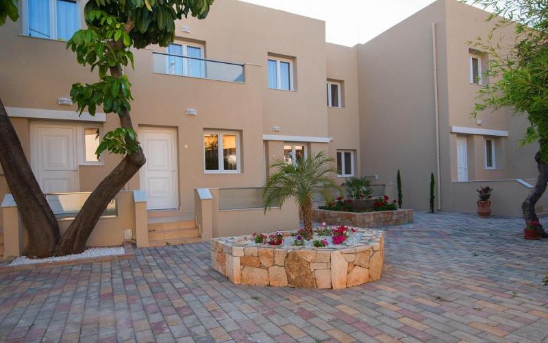 Kréta Malia utazás Blue Sky Apartments Malia