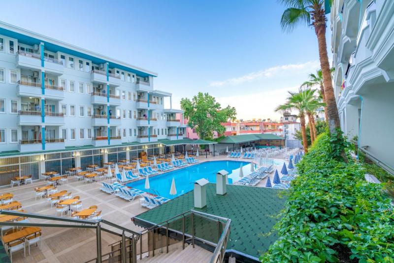 Alanya utazás Blue Star Hotel