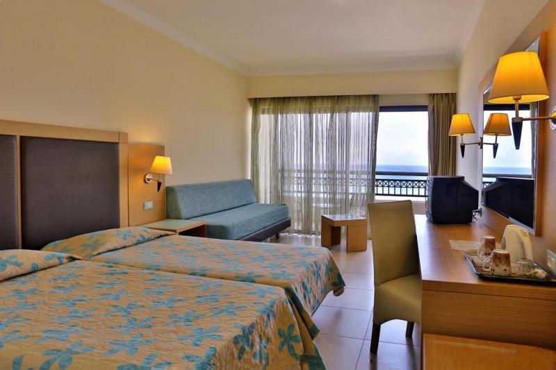 Rodosz Ixia utazás Cosmopolitan Sol By Melia