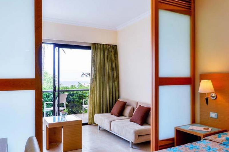 Rodosz Ixia utazás Cosmopolitan Sol By Melia