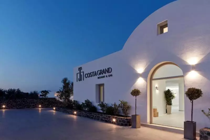 Costa Grand Resort & Spa Szantorini Kamari