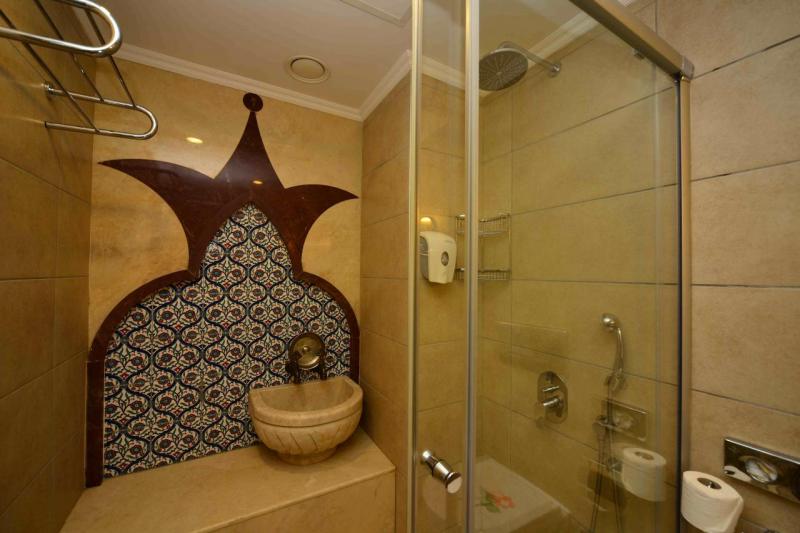 Side utazás Side Crown Charm